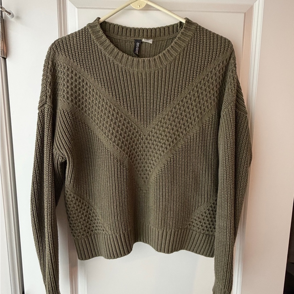 H&M GreenTextured Crew Neck Sweater